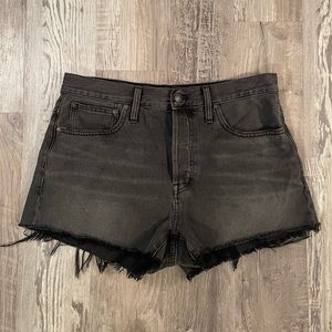 Madewell Black Mid Rise Relaxed Denim Shorts Size 30